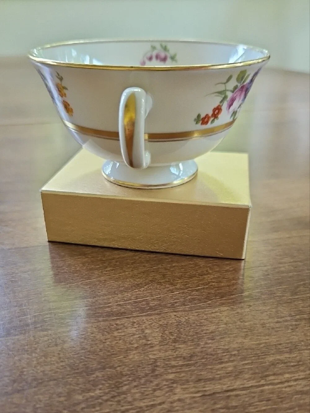 Coxon Belleek Floral Bouquet Tea Cups, Set of 3